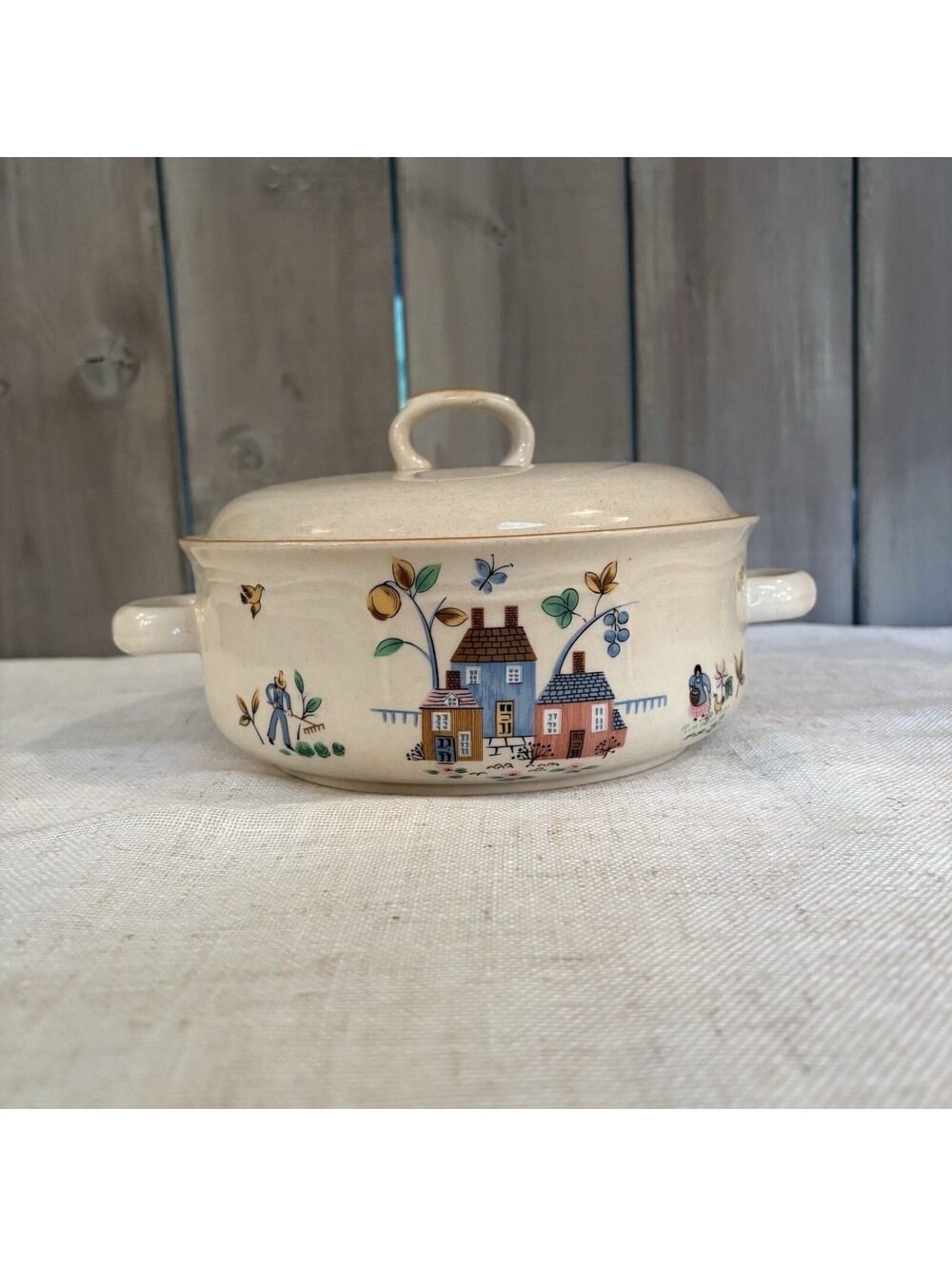 International Heartland Stoneware Casserole w/ Lid & Handles Japan EUC
